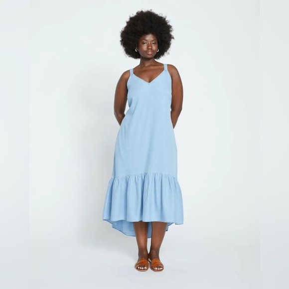 ✨ NWT Universal Standard Tencel Chambray Flutter Hem Dress - Morning Blue - Picture 1 of 17